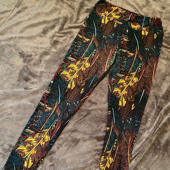💜 LuLaRoe OS Leggings 💜 - Picture 1 of 4